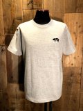 AA= PIG EMBROIDERY POCKET TEE (GY)