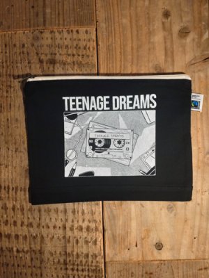 画像1: TEENAGE DREAMS FLAT POUCH (BK)
