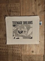 TEENAGE DREAMS FLAT POUCH (NT)