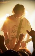画像1: THE BOMB TEE (1)