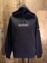 画像: AA= EMBLEM PULLOVER PARKA (BK)