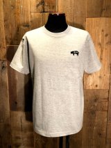 画像: AA= PIG EMBROIDERY POCKET TEE (GY)