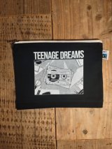 画像: TEENAGE DREAMS FLAT POUCH (BK)