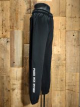 画像: FUZZ STENCIL SWEATPANTS (BK/WHプリント)