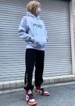 画像4: FUZZ STENCIL SWEATPANTS (BK/YEプリント)